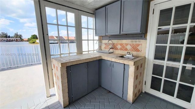 5320 W 26th Ave 108, Hialeah, FL 33016