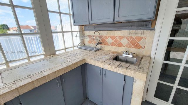 5320 W 26th Ave 108, Hialeah, FL 33016