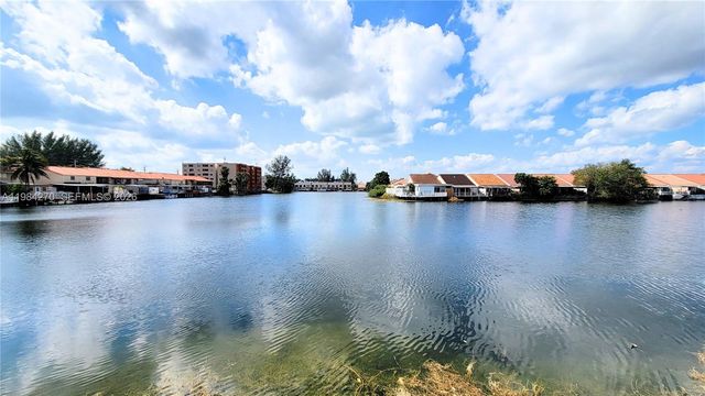 5320 W 26th Ave 108, Hialeah, FL 33016