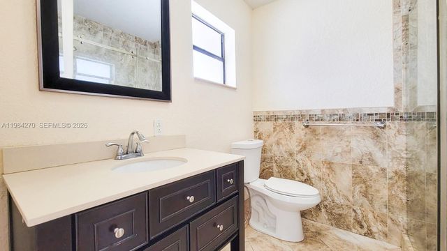 5320 W 26th Ave 108, Hialeah, FL 33016