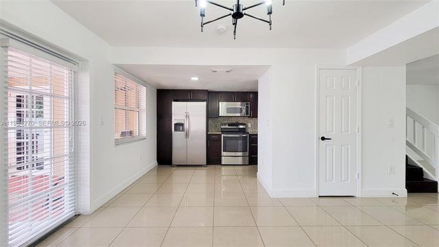 5320 W 26th Ave 108, Hialeah, FL 33016