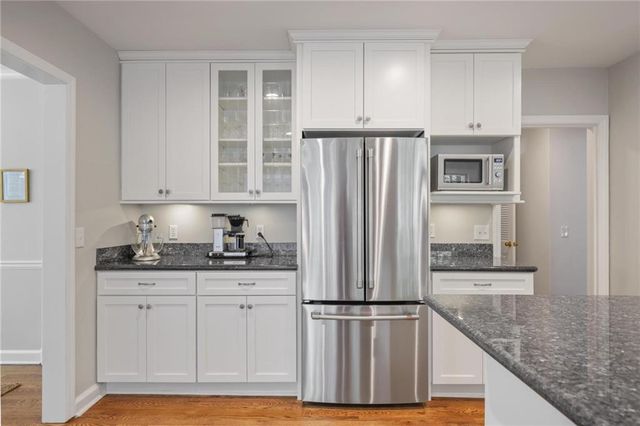 1026 Northcliffe Drive NW, Atlanta, GA 30318