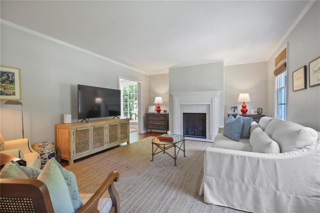 1026 Northcliffe Drive NW, Atlanta, GA 30318