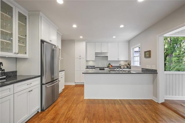 1026 Northcliffe Drive NW, Atlanta, GA 30318