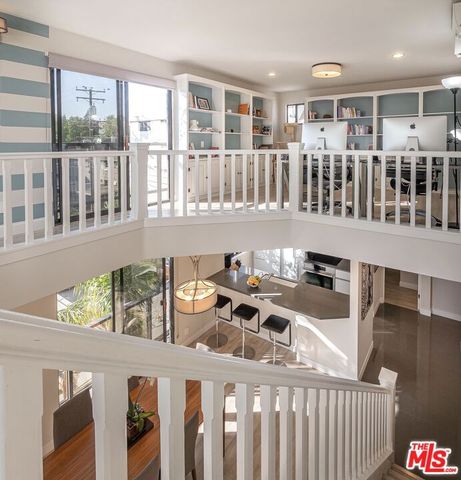 833 OCEAN Avenue 303, Santa Monica, CA 90403
