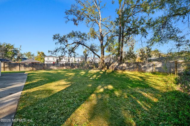 5395 POPPY Drive, Jacksonville, FL 32205