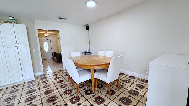 411 SE 4th Street, Dania Beach, FL 33004