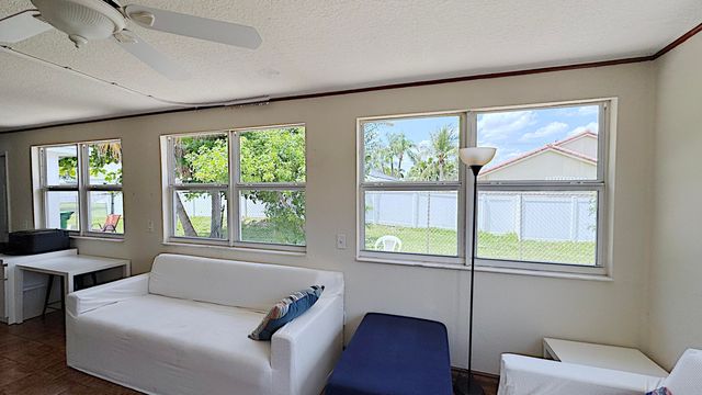 411 SE 4th Street, Dania Beach, FL 33004