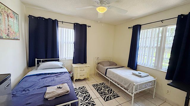 411 SE 4th Street, Dania Beach, FL 33004