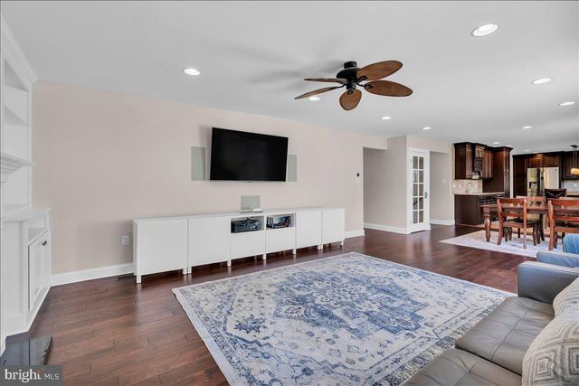 201 SANDRINGHAM RD, Cherry Hill, NJ 08003