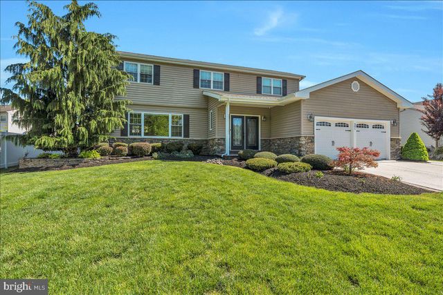 201 SANDRINGHAM RD, Cherry Hill, NJ 08003