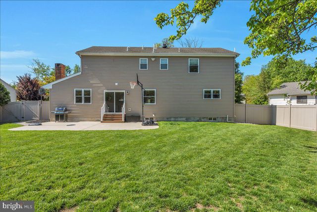 201 SANDRINGHAM RD, Cherry Hill, NJ 08003