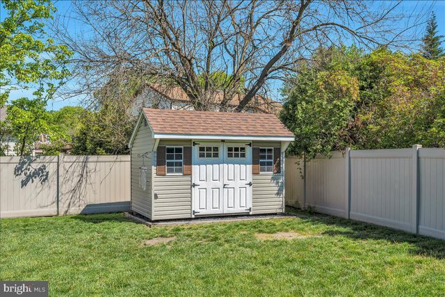 201 SANDRINGHAM RD, Cherry Hill, NJ 08003