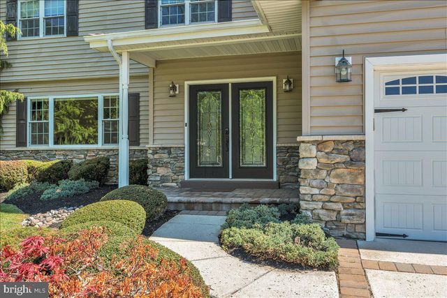 201 SANDRINGHAM RD, Cherry Hill, NJ 08003