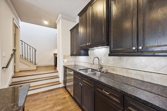 4004 Feagan Street A, Houston, TX 77007