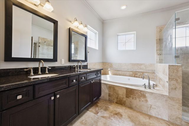 4004 Feagan Street A, Houston, TX 77007