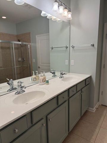 6212 LONGLEAF Drive, Hoschton, GA 30548