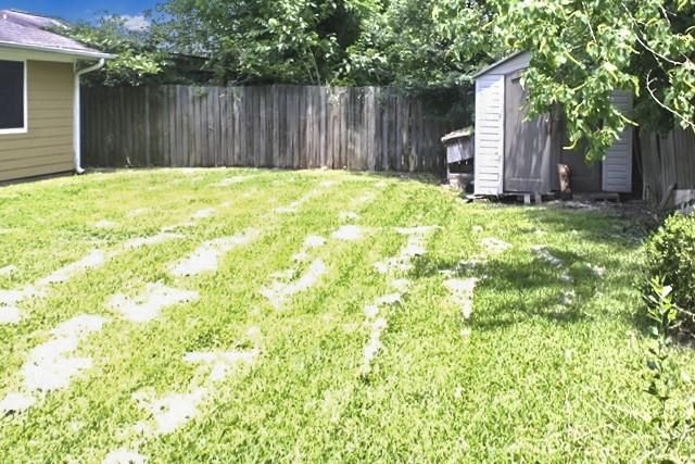 3835 Brookwind Drive, La Porte, TX 77571