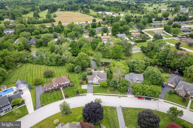 25 CORNELL DR, Hanover, PA 17331