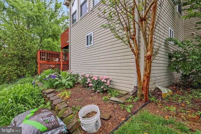 25 CORNELL DR, Hanover, PA 17331