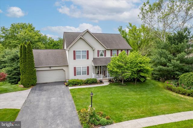 25 CORNELL DR, Hanover, PA 17331