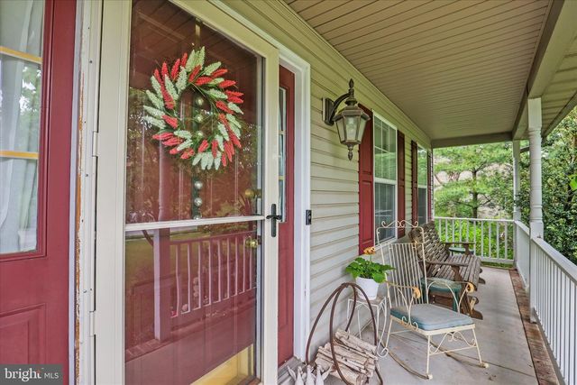 25 CORNELL DR, Hanover, PA 17331