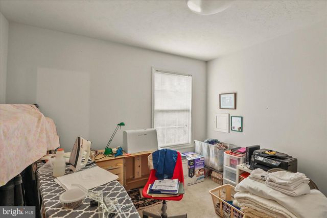25 CORNELL DR, Hanover, PA 17331
