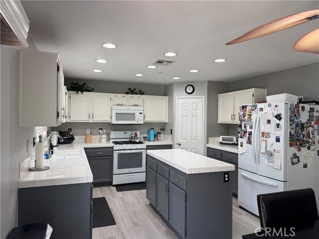 5853 Jefferson Court, Fontana, CA 92336