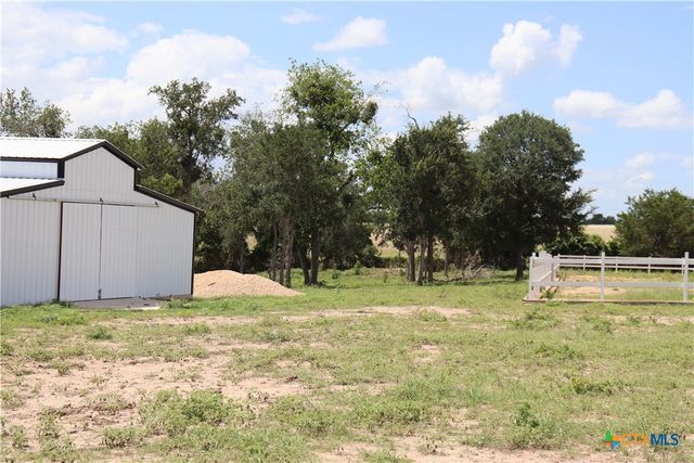 1220 Brushy Branch Road, Lockhart, TX 78644