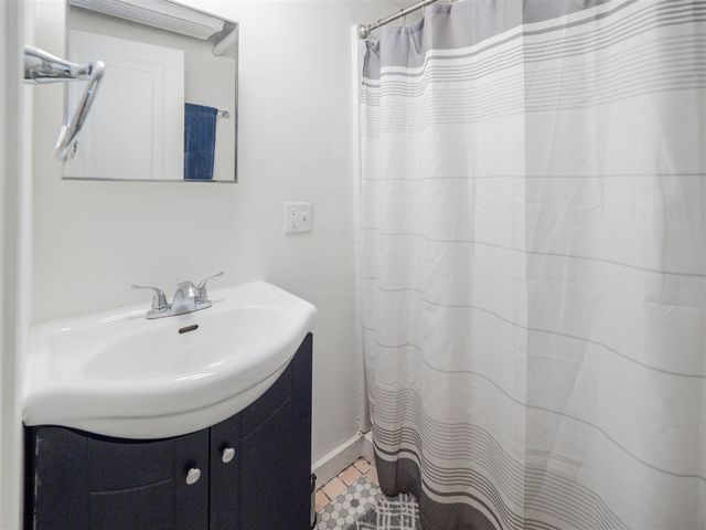 314 W Vine Street, Kalamazoo, MI 49001