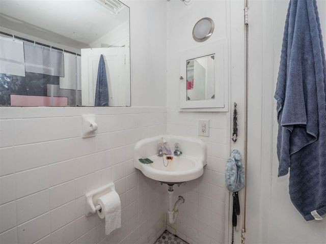 314 W Vine Street, Kalamazoo, MI 49001