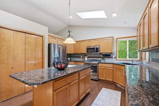 4406 E Woodglen Rd, Mead, WA 99021