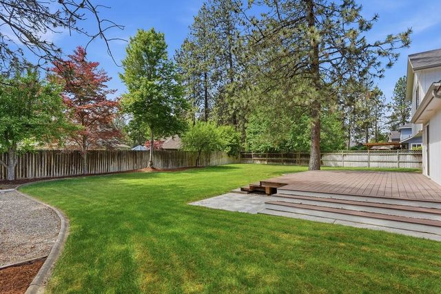 4406 E Woodglen Rd, Mead, WA 99021