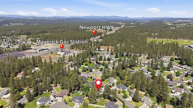 4406 E Woodglen Rd, Mead, WA 99021