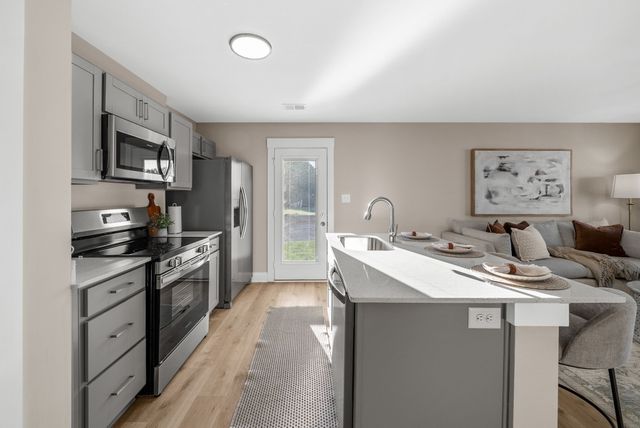 220 Primrose Way, Oak Grove, KY 42262