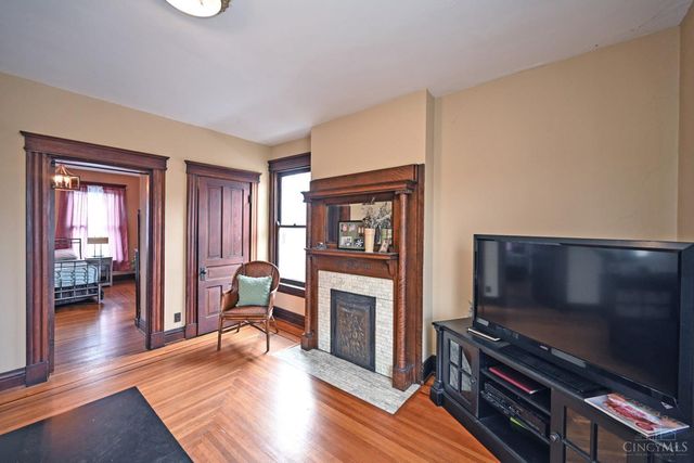 2222 Eureka Terrace, Cincinnati, OH 45219