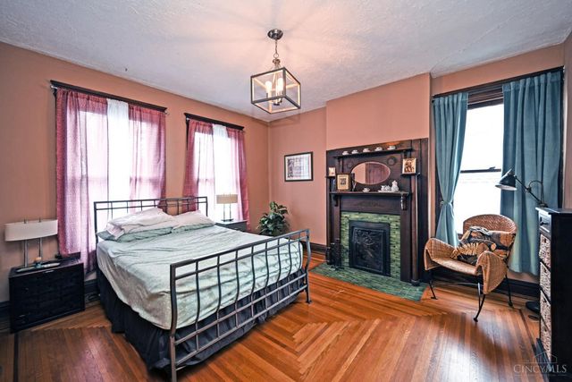 2222 Eureka Terrace, Cincinnati, OH 45219