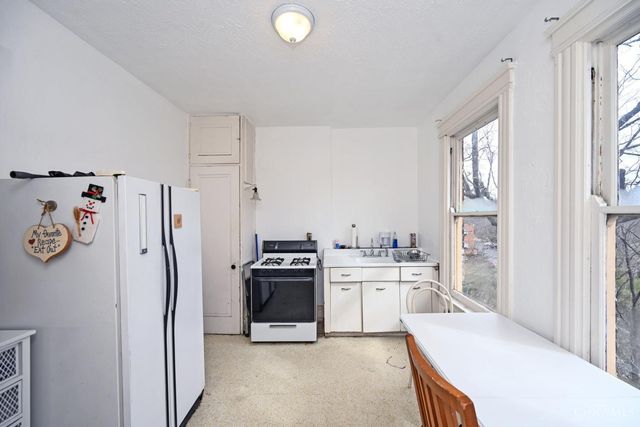 2222 Eureka Terrace, Cincinnati, OH 45219