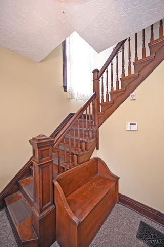 2222 Eureka Terrace, Cincinnati, OH 45219
