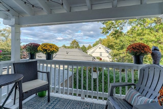 135 Russett Rd Unit 2, Boston, MA 02132