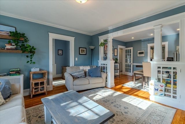 135 Russett Rd Unit 2, Boston, MA 02132
