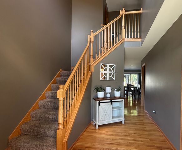 16611 Karen Springs Drive, Lockport, IL 60441