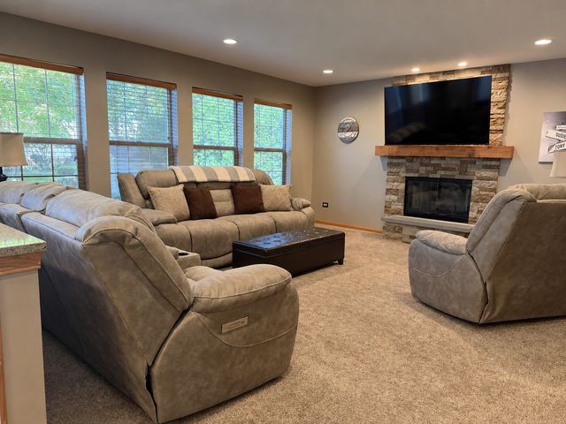 16611 Karen Springs Drive, Lockport, IL 60441