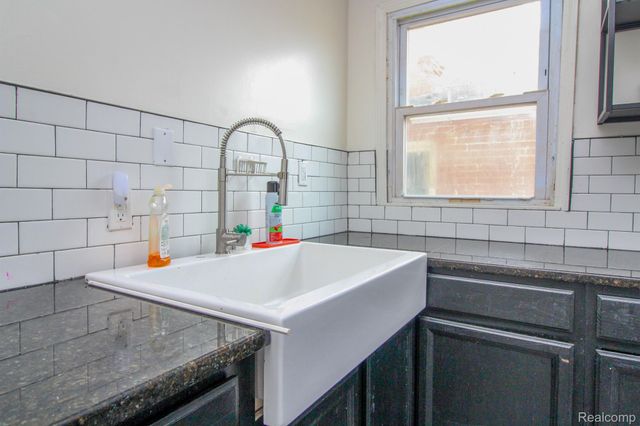 2280 VIRGINIA PARK Street, Detroit, MI 48206