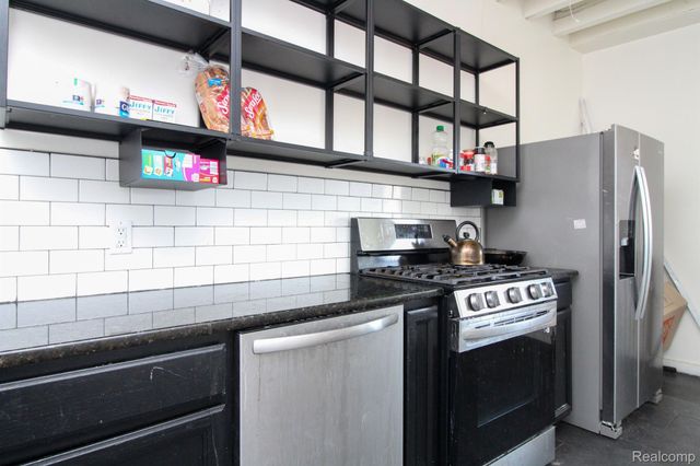 2280 VIRGINIA PARK Street, Detroit, MI 48206