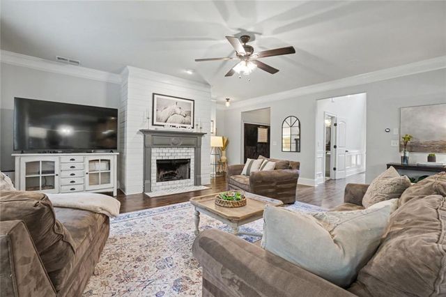 5375 Winding Lakes Drive, Cumming, GA 30028