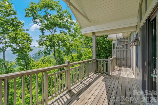 115 Stoney Falls Loop D1, Burnsville, NC 28714
