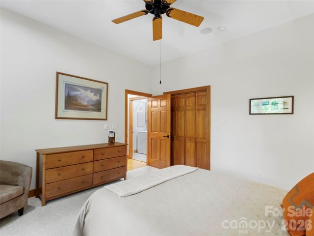 115 Stoney Falls Loop D1, Burnsville, NC 28714