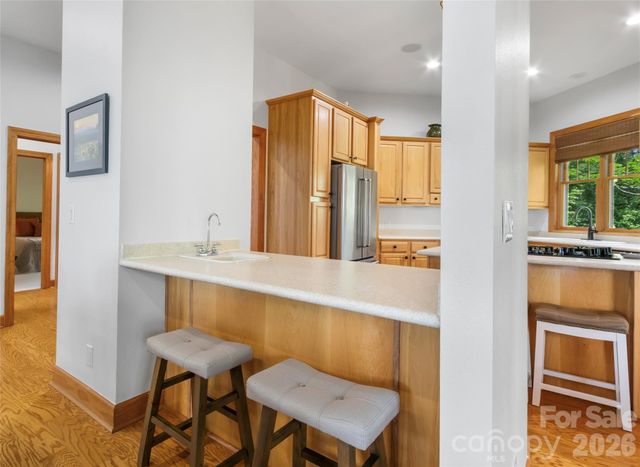 115 Stoney Falls Loop D1, Burnsville, NC 28714