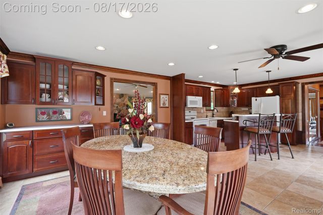 10286 7 Mile Road, Salem Township, MI 48167